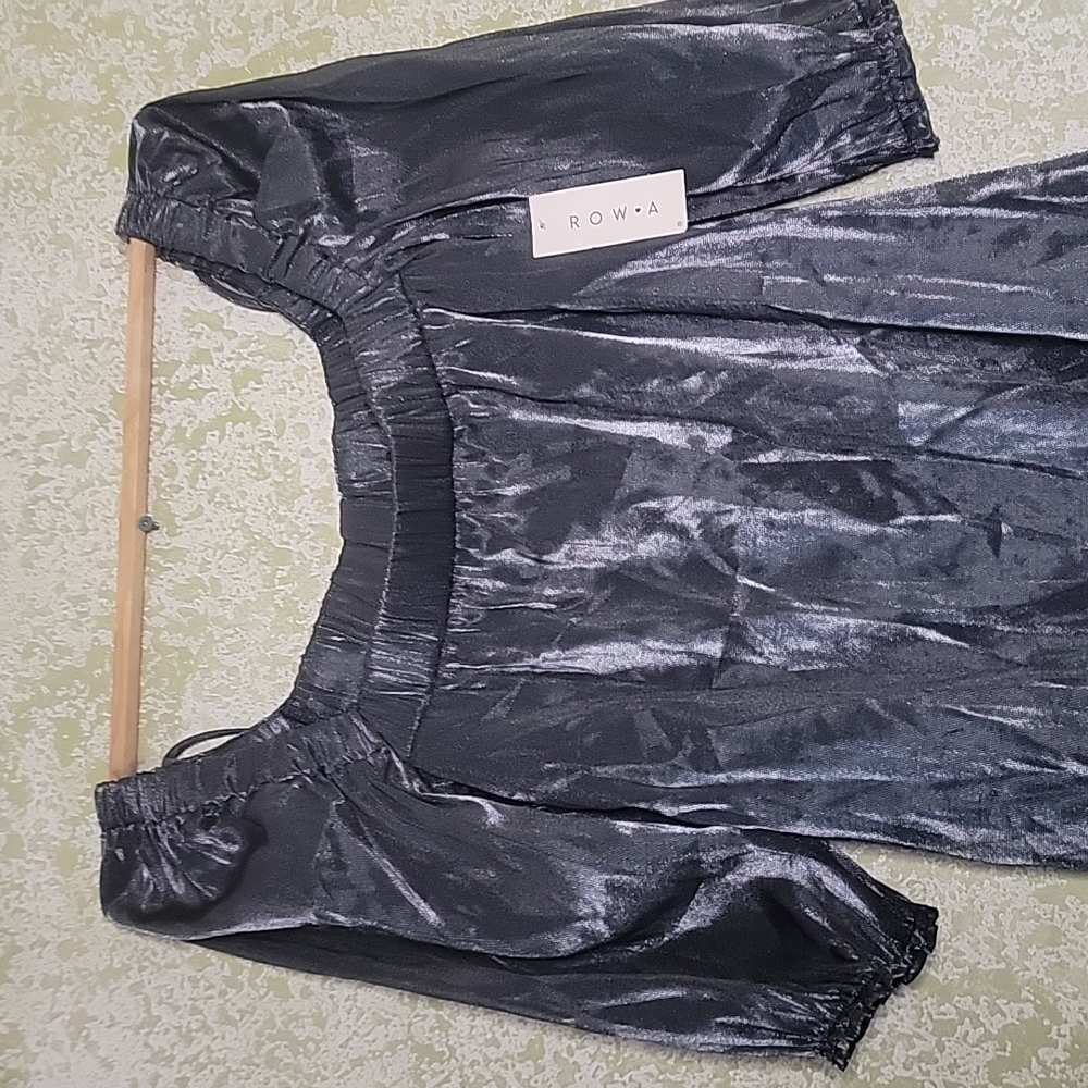 ROW A DRESS - Picture 2 of 11
